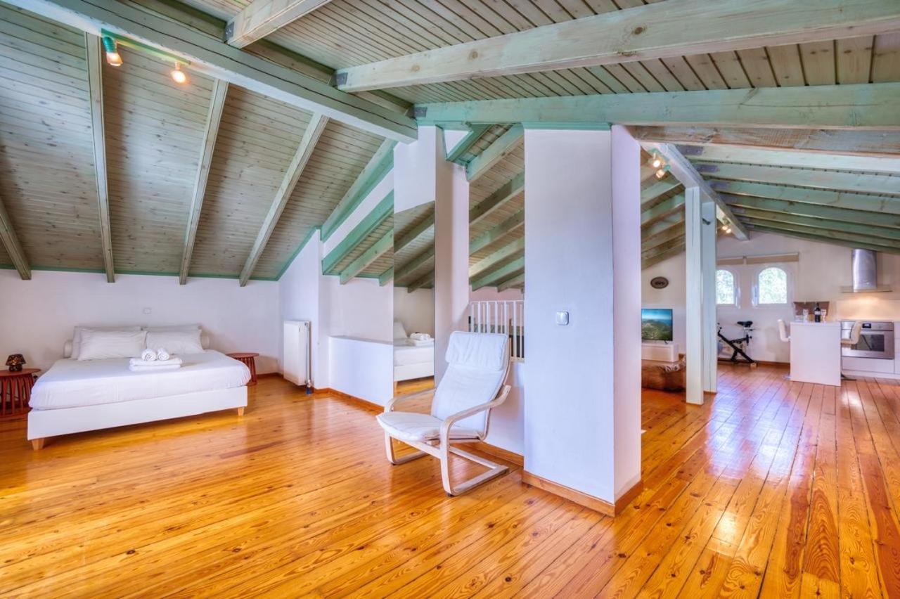 Апартаменты Mavres Luxury Loft Agios Matthaios  Экстерьер фото